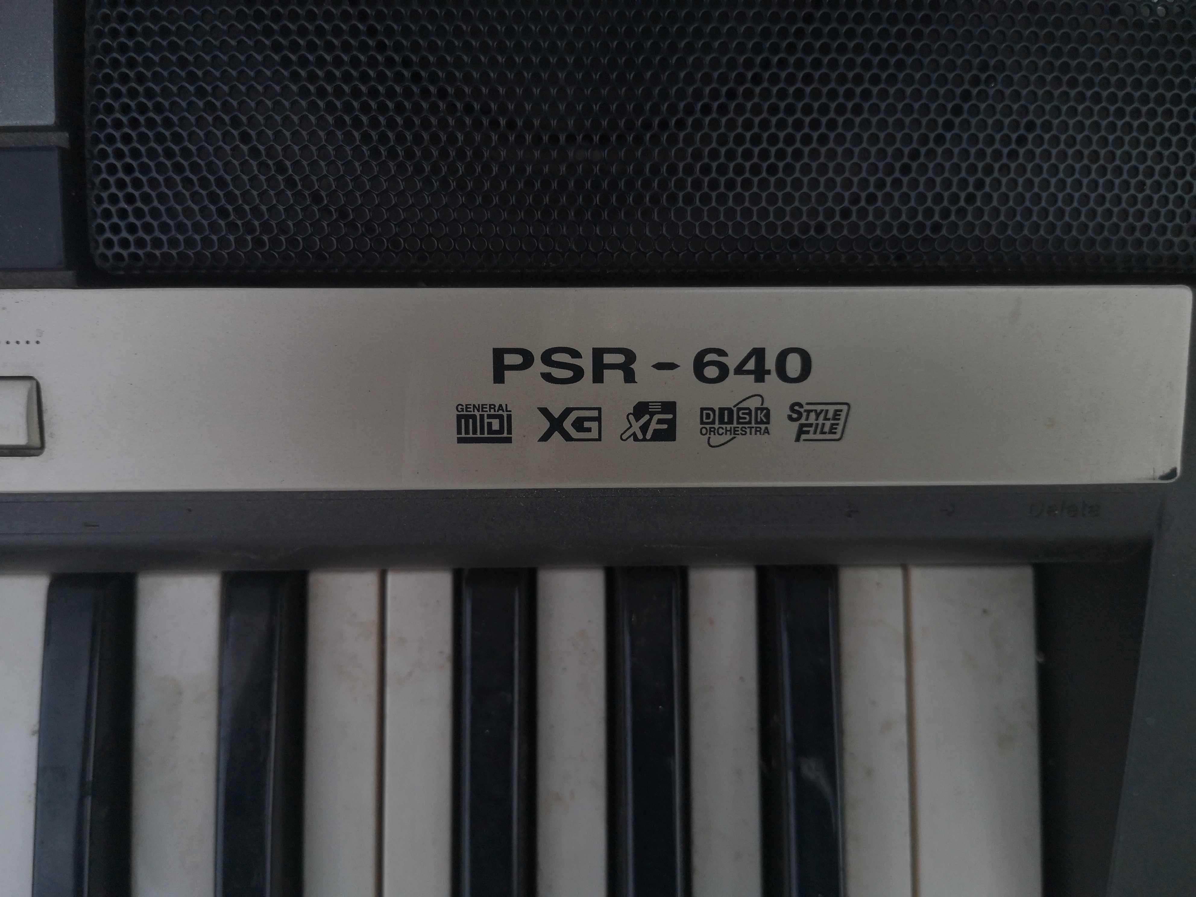 Organy Yamaha PSR-640