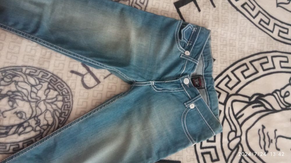 Продам джинсы скинни подростковые для девочки в отличном состоянии