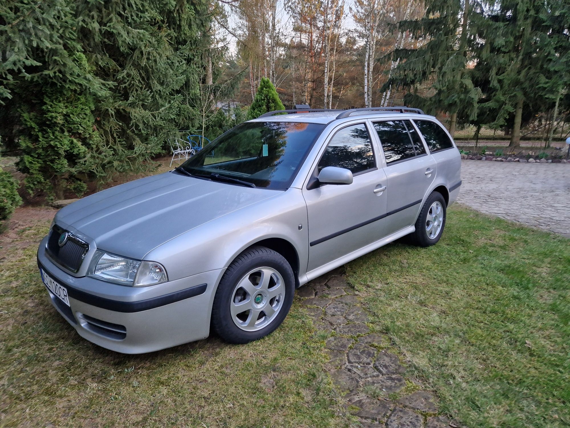 Skoda Octavia 1.6MPI 2006 rok