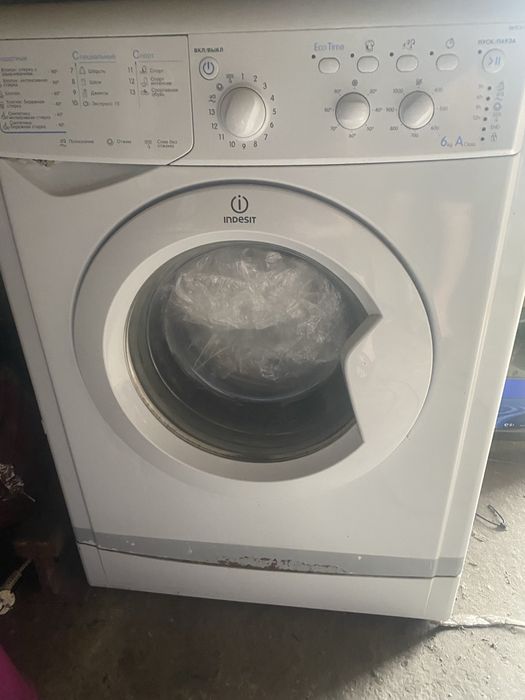 Пральна indesit iwsc 6105 на запчастини