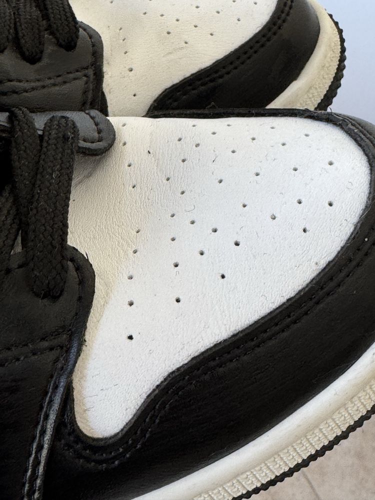 Tenis bota ,pouco uso tamanho 40