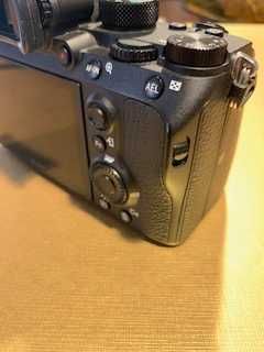 Camara Sony 7 RIII  Lente Sony 35 1.4 GM . Sony 7 C 50m 1.8