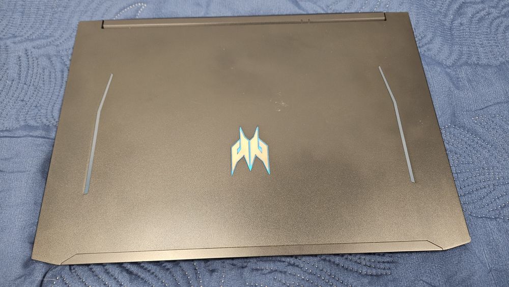 Portátil Acer Predator Helios 300