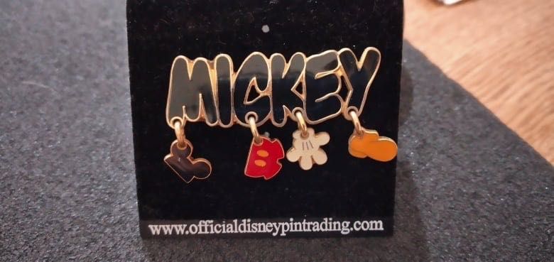 Pins Mickey Mouse para coleccionador