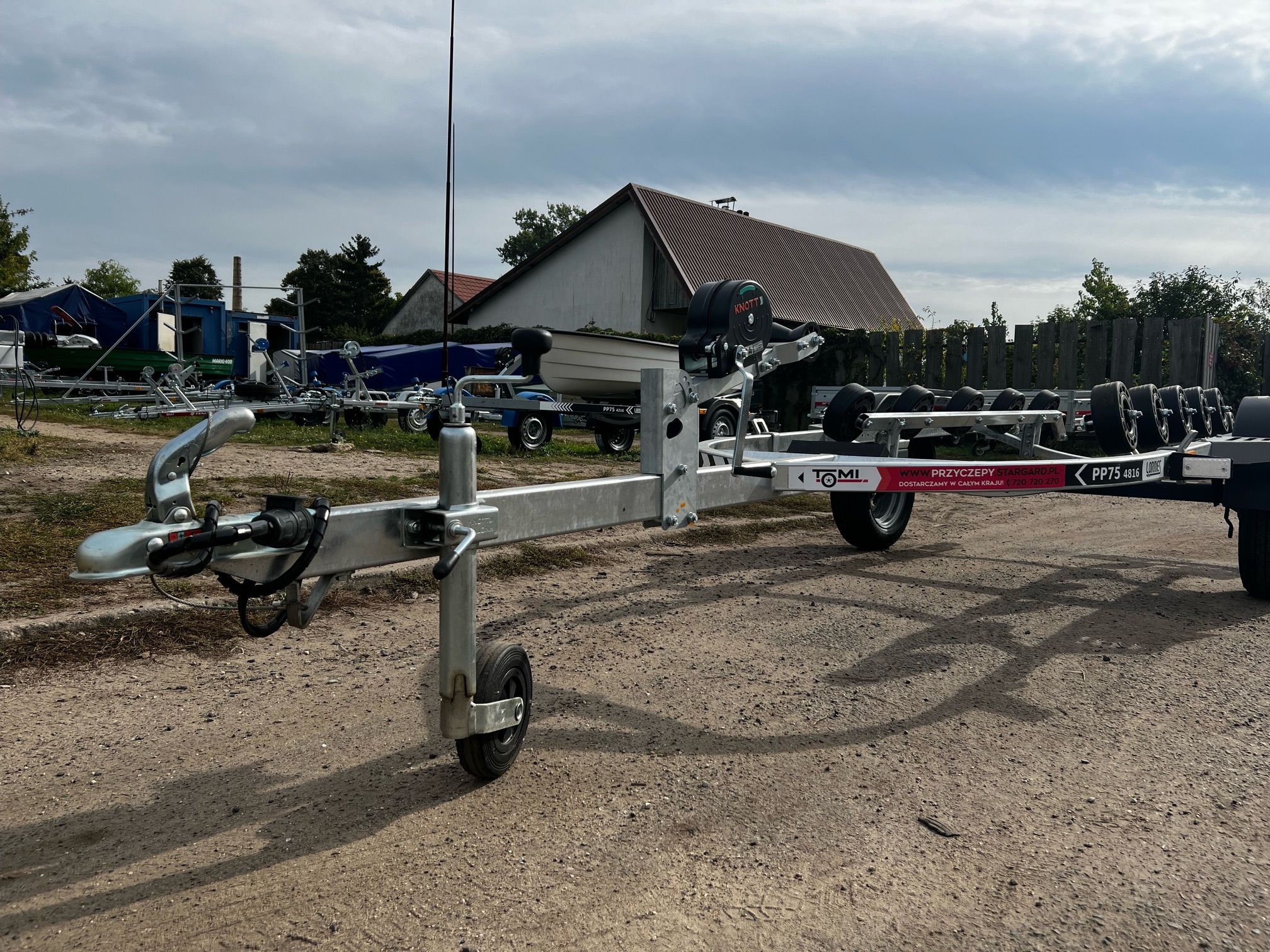 Przyczepa podłodziowa skuter wodny LORRIES PP75-4816 płozorolki raty