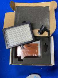 Iluminador 96 led da marca Light Panel