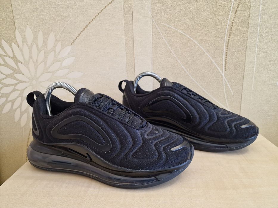 Кросівки Nike Air Max 720 оригінал розмір 38.5