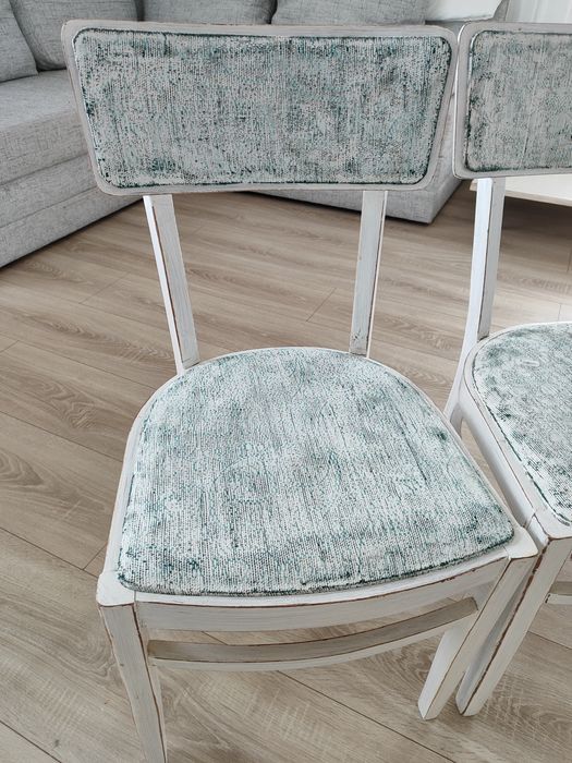 Стільці  4  штуки