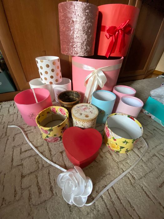 Подарочная коробка/подарункові коробки(по 50 грн)/паперова сумочка 20