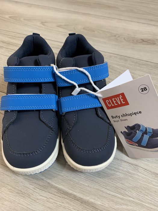 Нові осінні черевики для хлопчика фірми CLEVE розмір 28