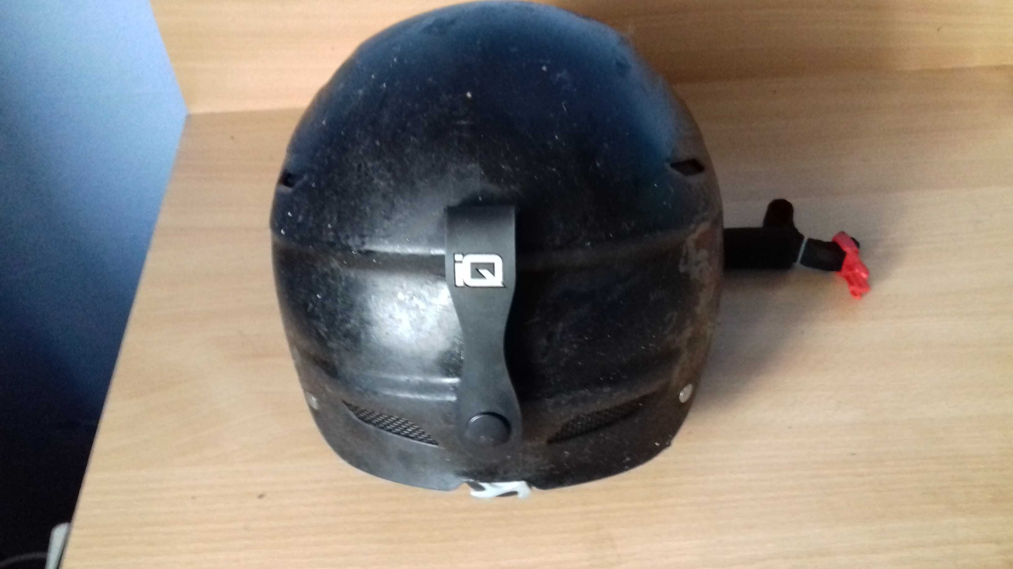 Kask narciarski IQ