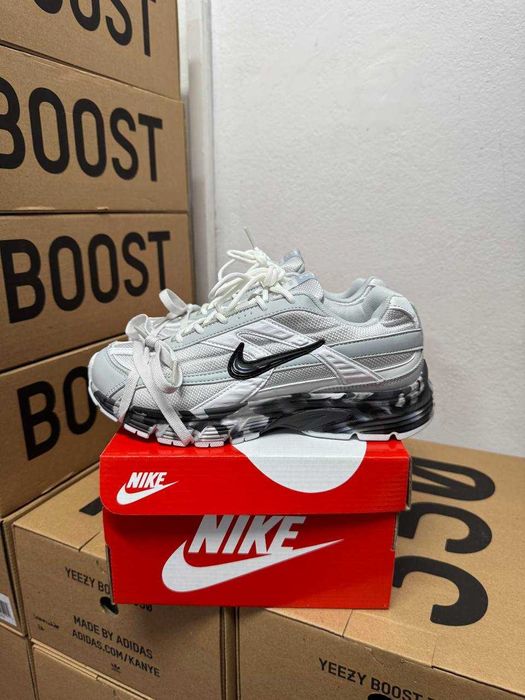 Nike Initiator light grey (38-44 р)