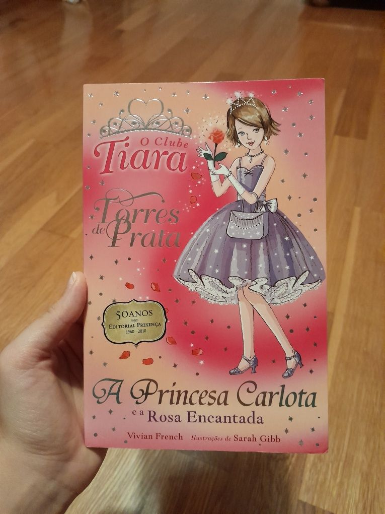 Livro "A princesa Carlota e a Rosa Encantada"