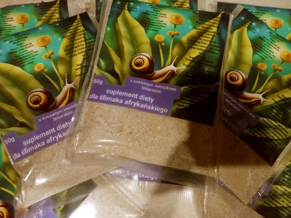 Wapno z witaminami dla slimakow afrykanskich