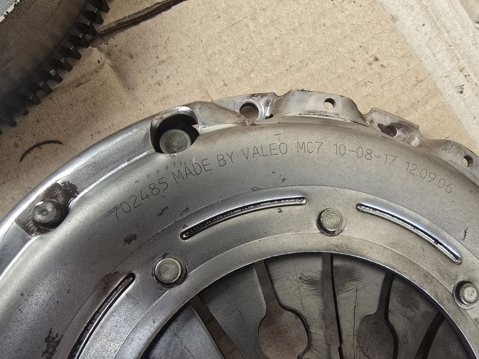 сцепления комплект сцеплення opel Astra G Zafira A  2.0 DTI