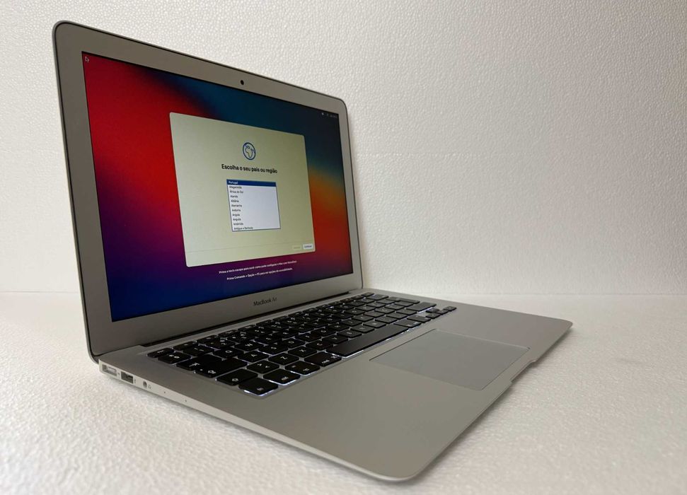 MacBook Air 13” 2015 – i5 • 8GB • SSD – Como novo