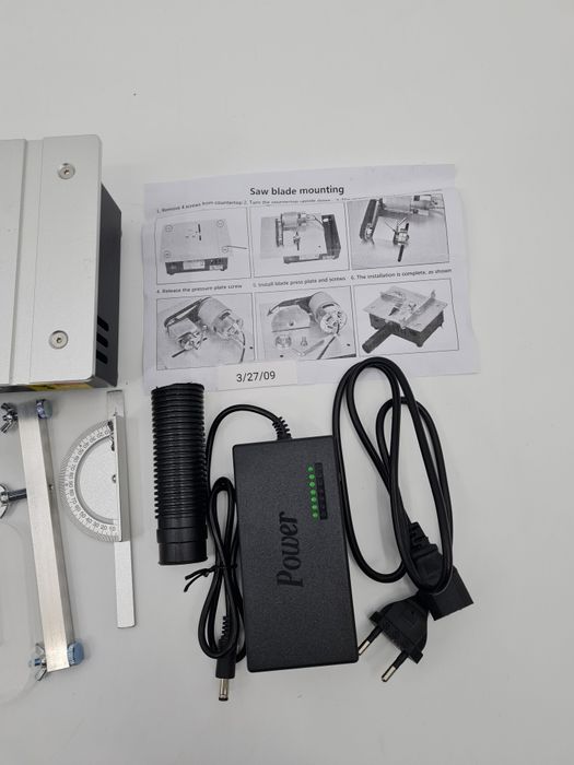 Przenośna mini stołowa pilarka tarczowa z 4 ostrzam 96W 24V piła