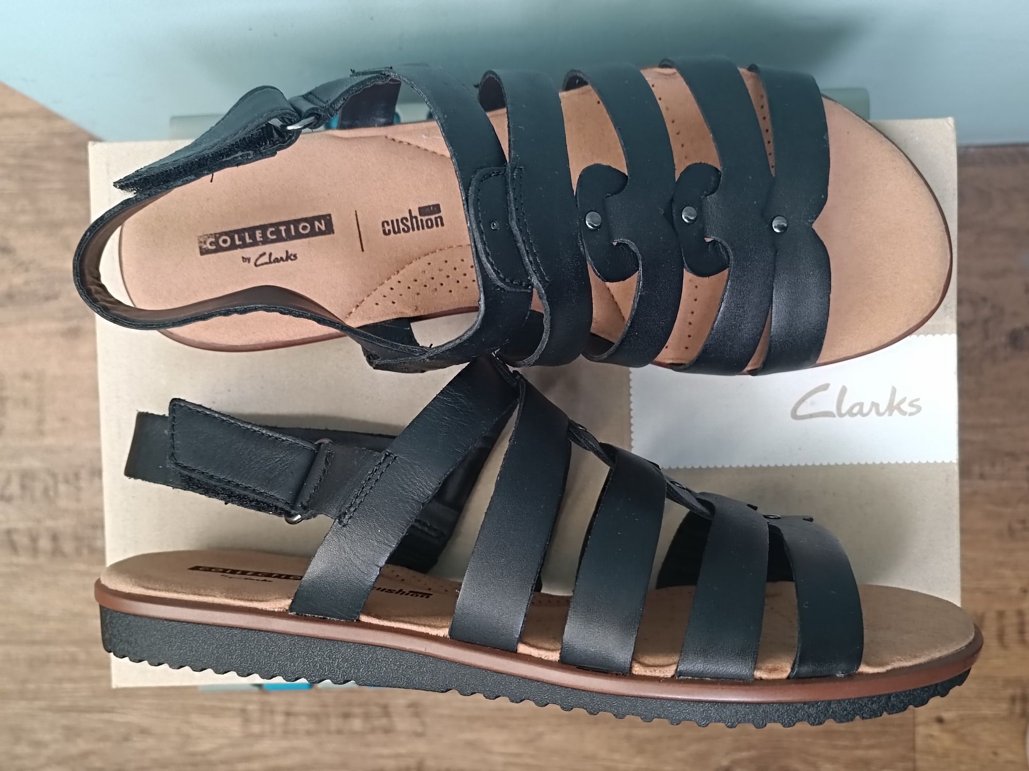 Босоніжки Clarks