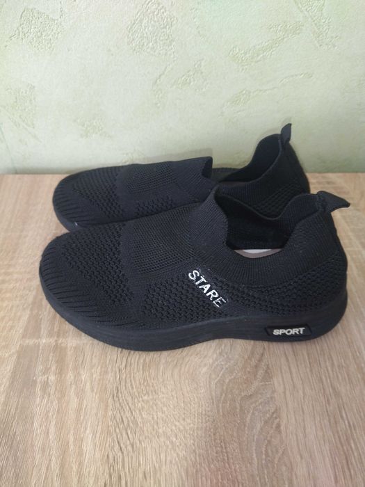 Кросівки босоніжки