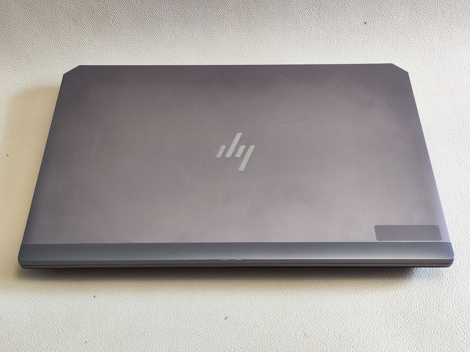 Ноутбук HP ZBook 17 G5 Core i5-8400H/16Gb/SSD/NVIDIA P1000 4Gb