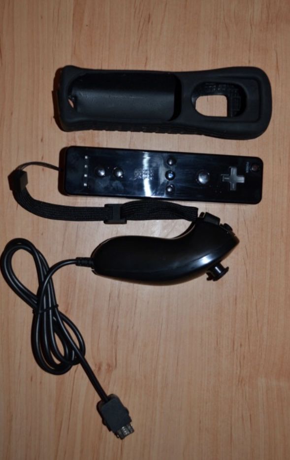 Comando Nintendo Wii Preto + Nunchuk