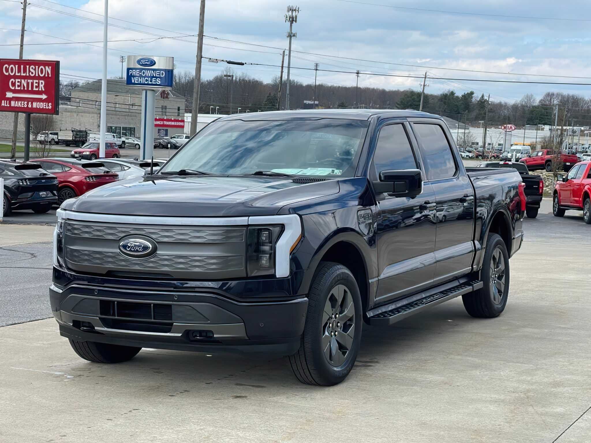 Ford F-150 Lightning Lariat 2022