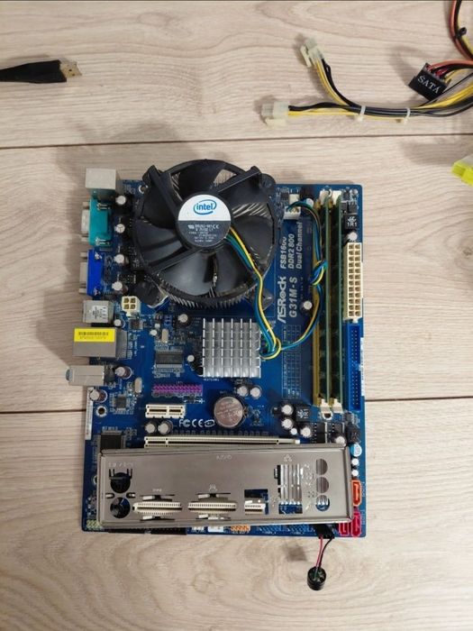 Комплект із 3 матплат + CPU + RAM — Недорого, все разом