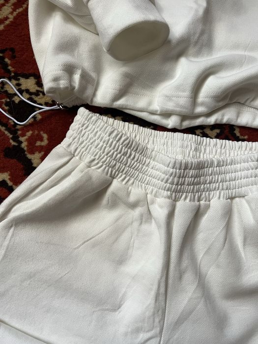 Женский спортивный, прогулочный, белый костюм