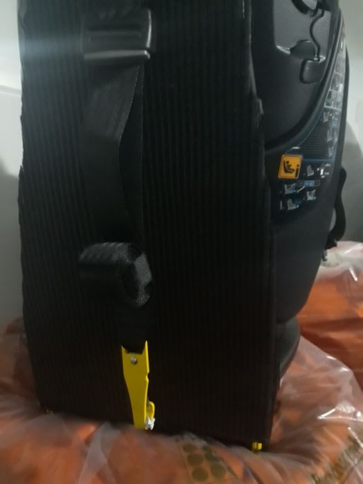 Cadeira Bebe Confort AxissFix i-Size rotativa de 360º