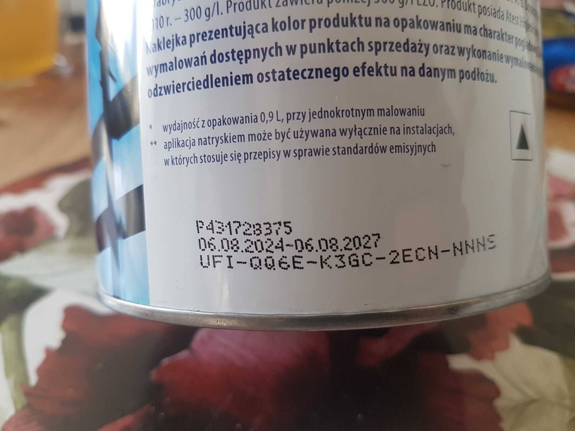 Jedynka farba do drewna i metalu . Orzech średni mat