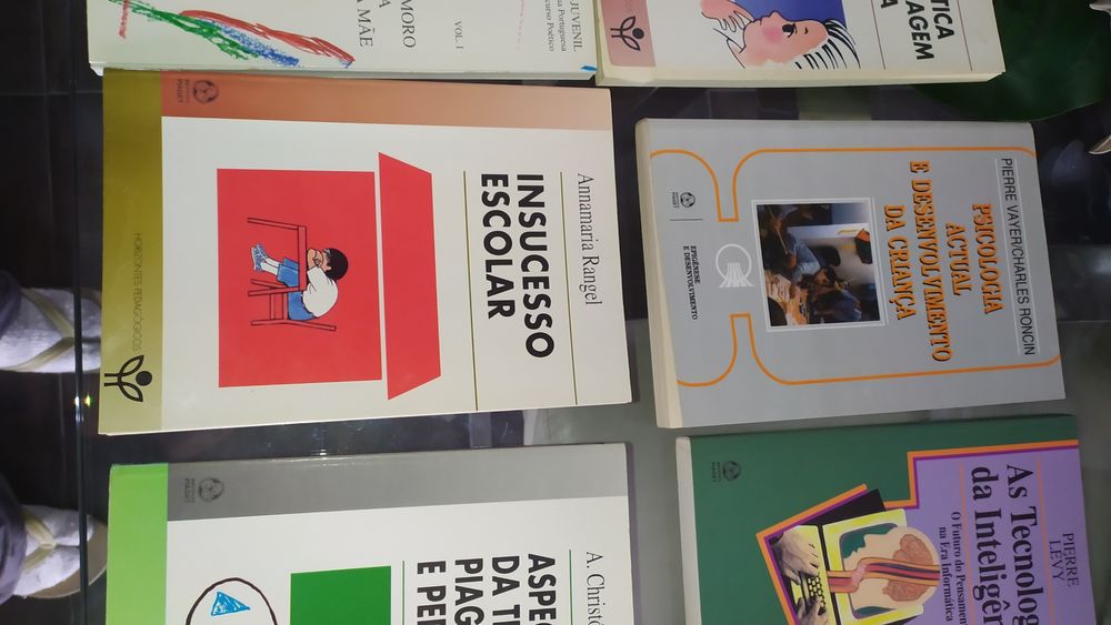 8 livros do instituto Piaget 9,99€ cada