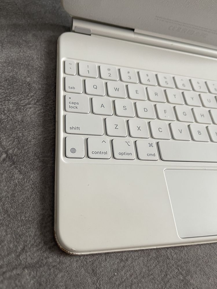 Чехол и Клавиатура Apple Magic Keyboard Ipad Pro 11 and Air 4,5gen