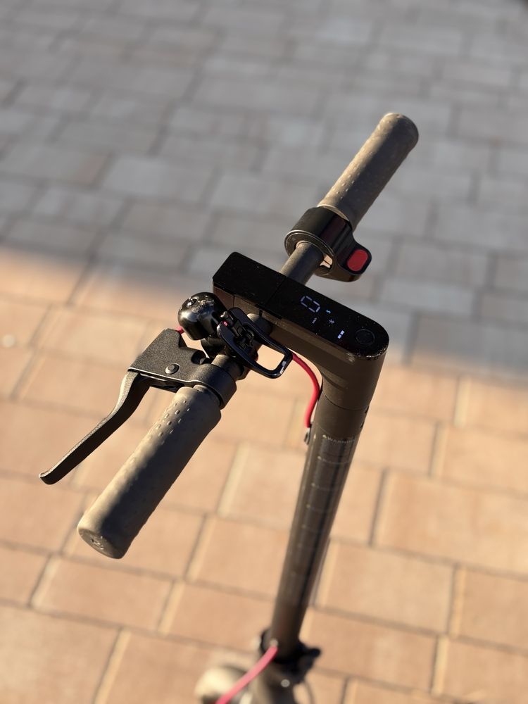 Xiaomi Mi Electric Scooter Pro 2