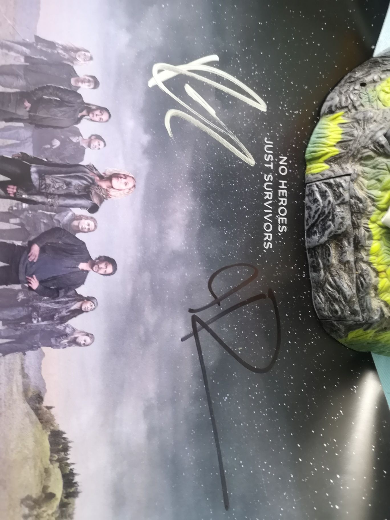 Plakat z oryginalnymi autografami obsady serialu THE 100 unikat