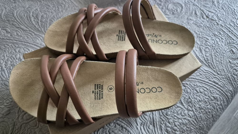 Шкіряні шльопанці, р.38. Нові