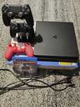 Konsola sony playatation 4 slim 500GB, 2 pady, gra Uncharted 4