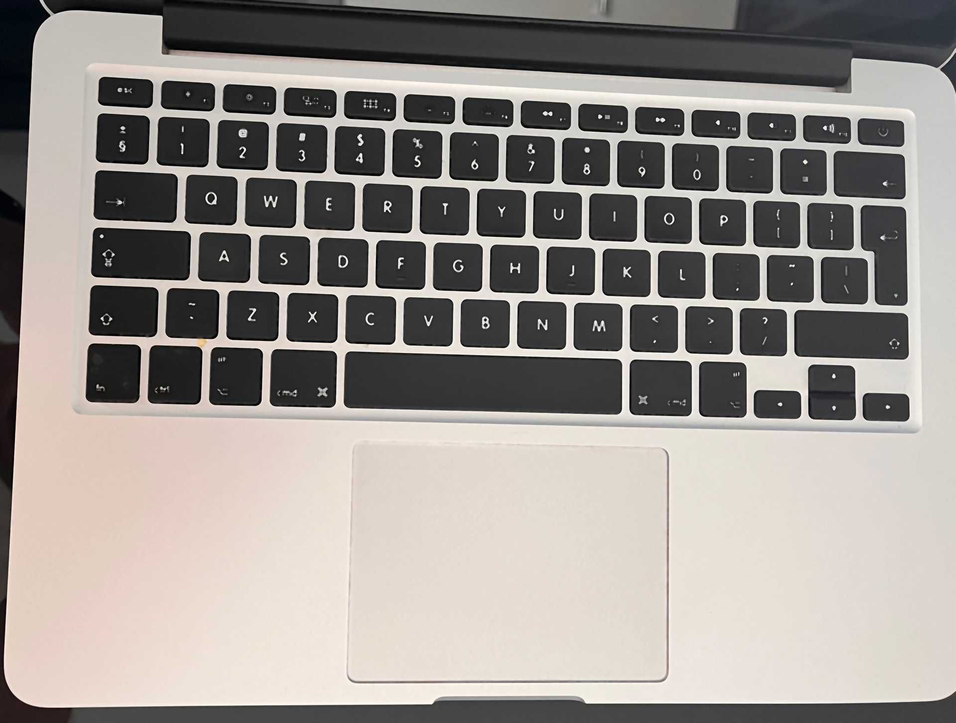 MacBook Pro 13,3 " Intel Core i5 8 GB / 512 GB srebrny