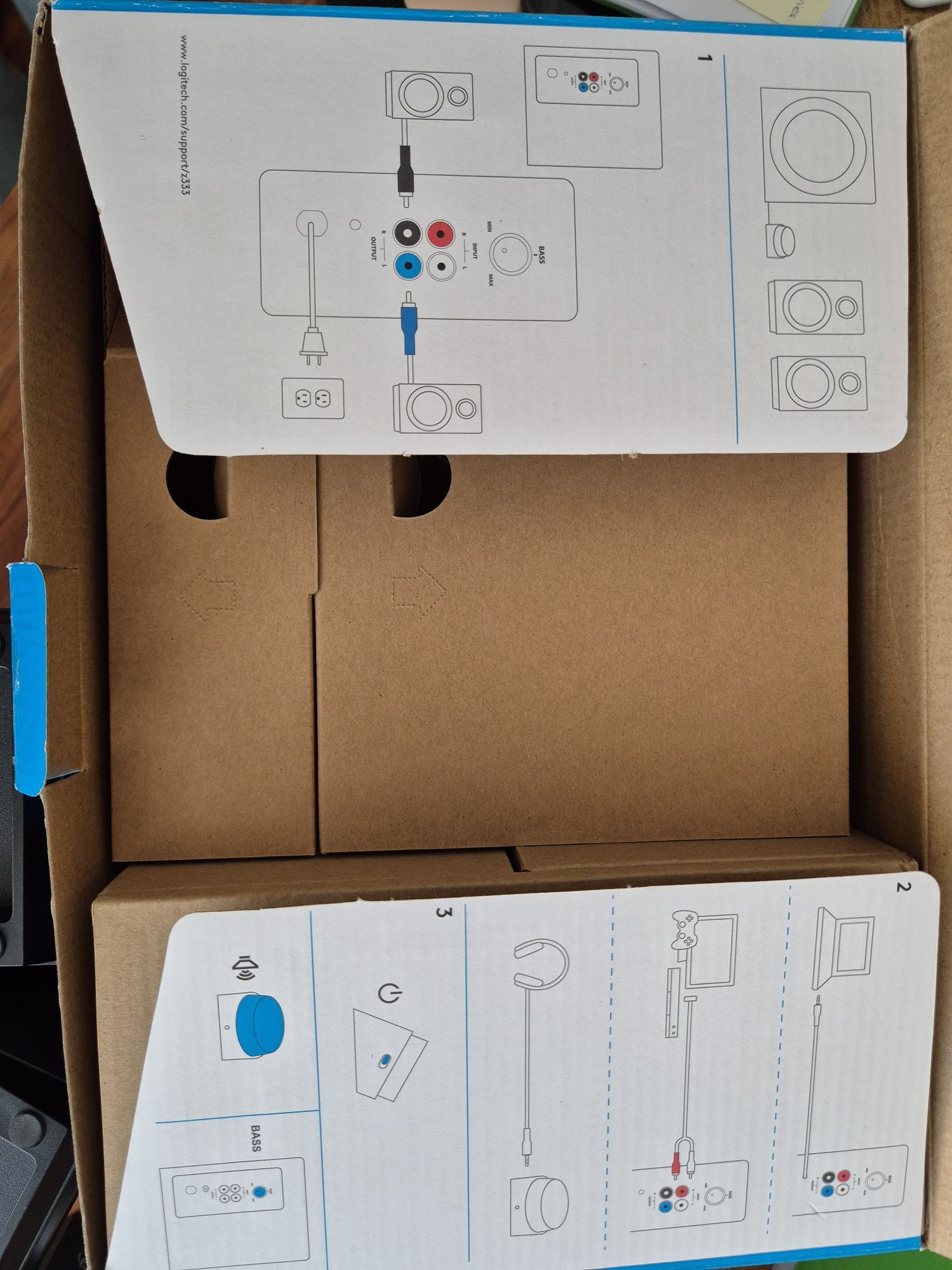 Logitech Z333 Colunas