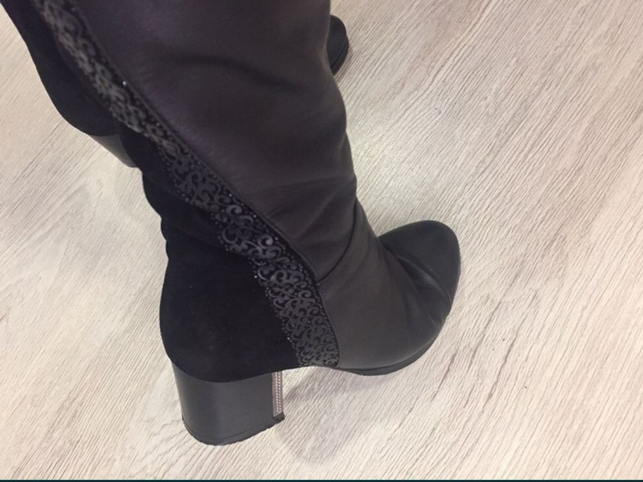 Продам жіночі шкіряні сапоги, сапожки  босоножки STEPTER