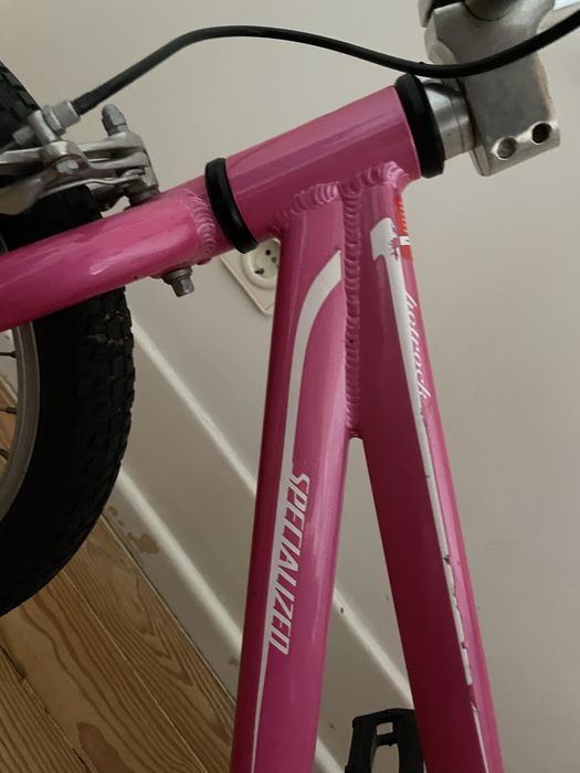 Bicicleta criança Specialized