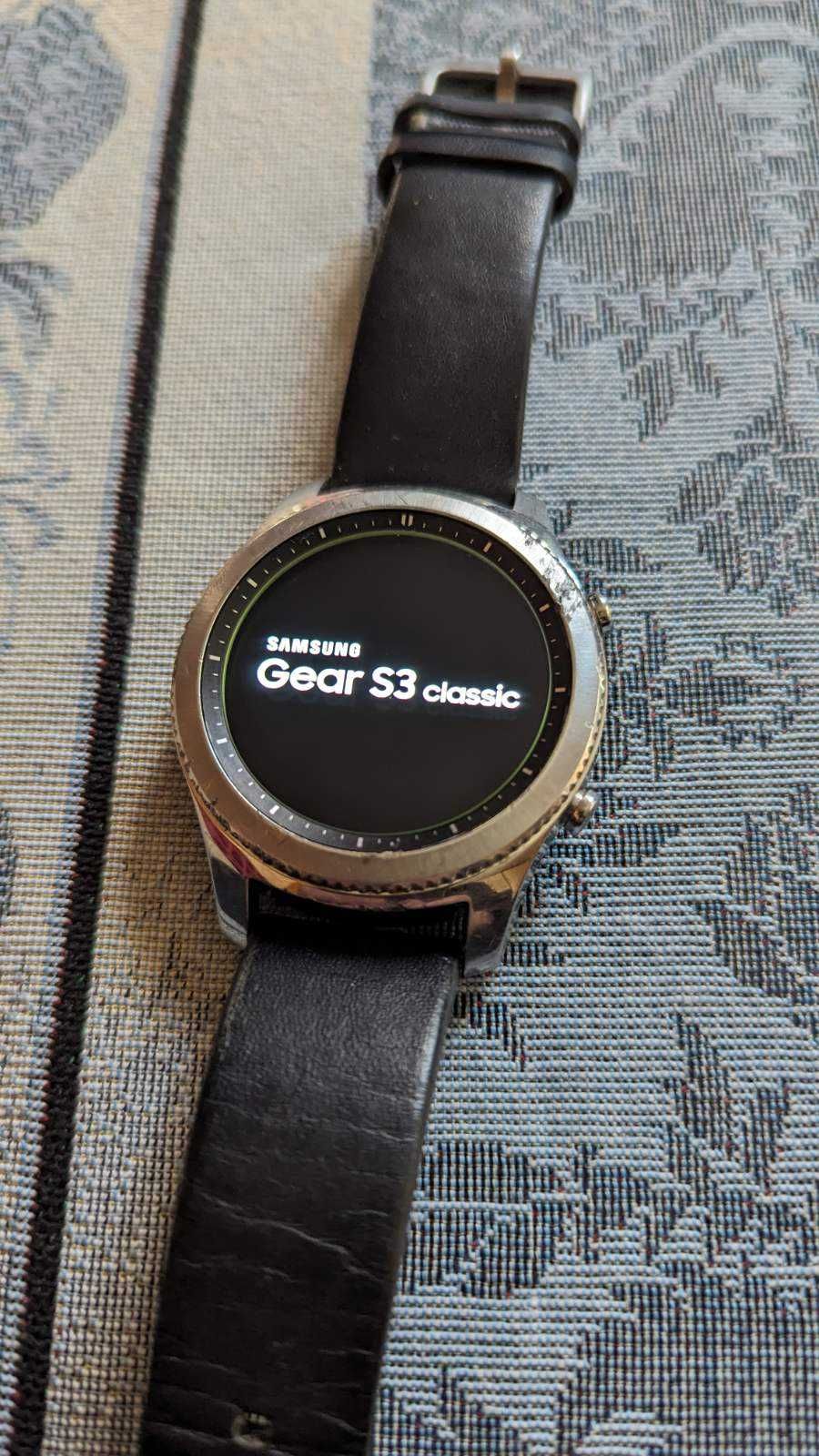 Смарт-часы Samsung Gear S3 Classic