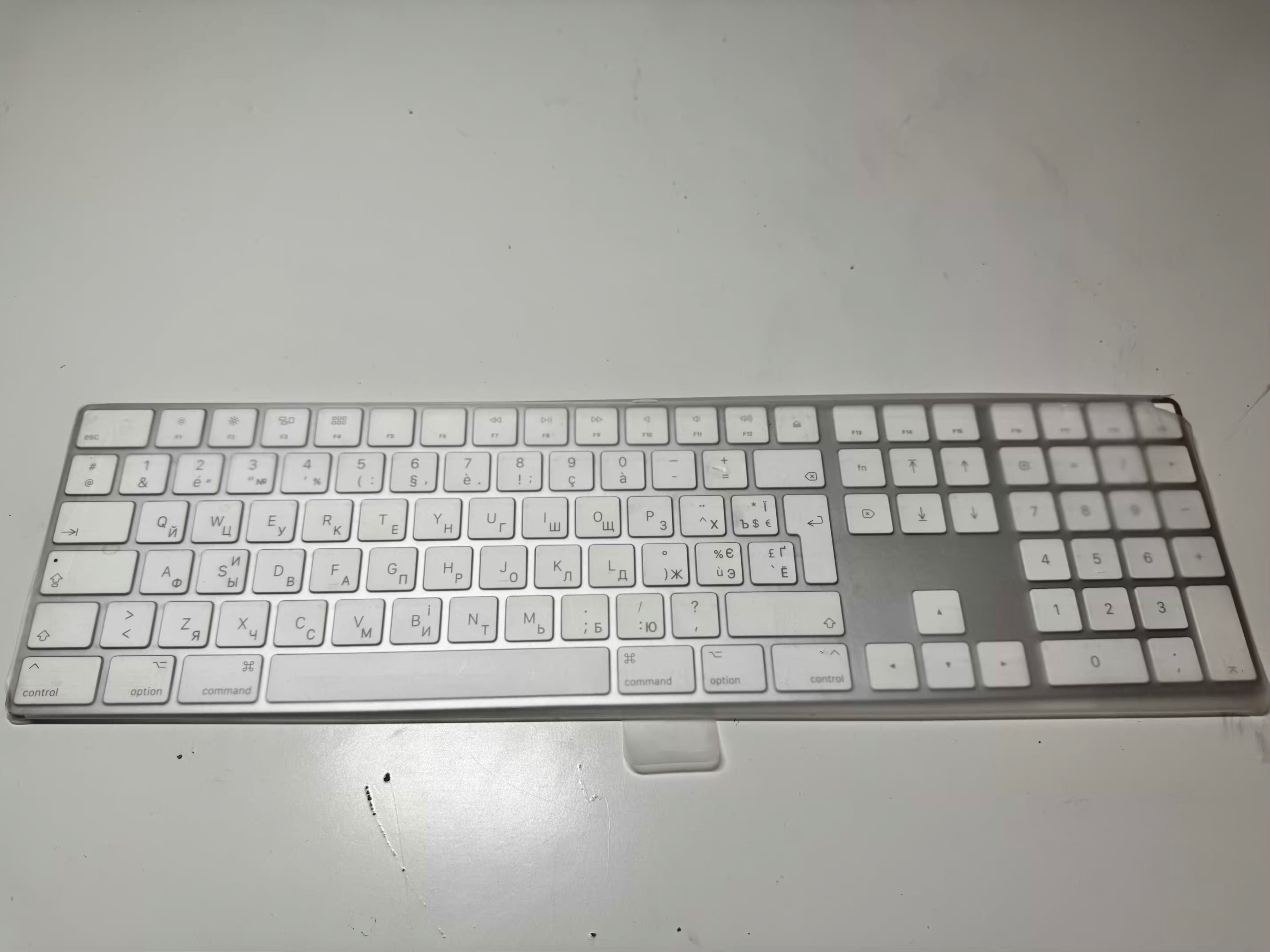 Клавіатура Apple Magic Keyboard MQ052 — з цифровим блоком НОВА