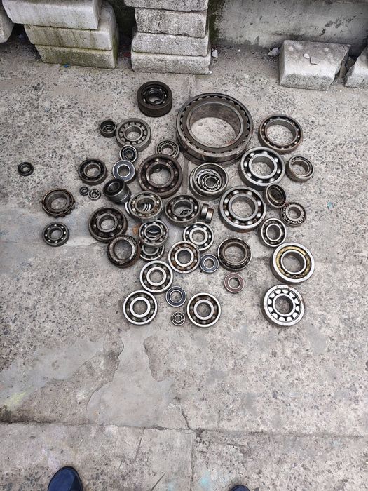Продам подшибники станочные разные