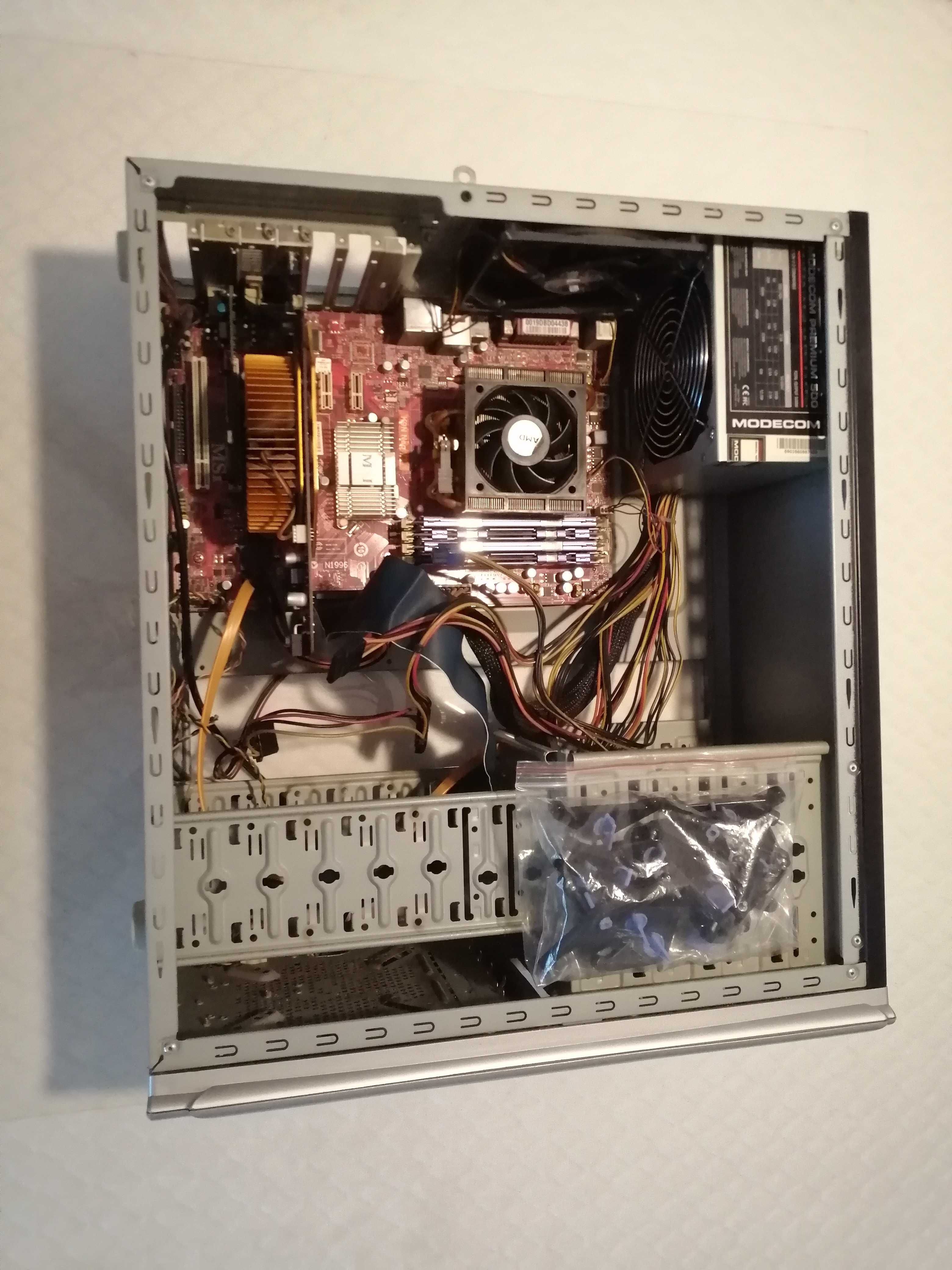 Komputer Stacjonarny, Athlon X2 5400, 12GB DDR2, 9600GT 1GB