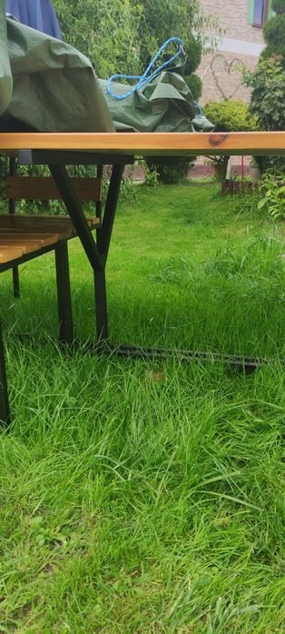 Długi Stół z krzesłami zestaw ogrodowy