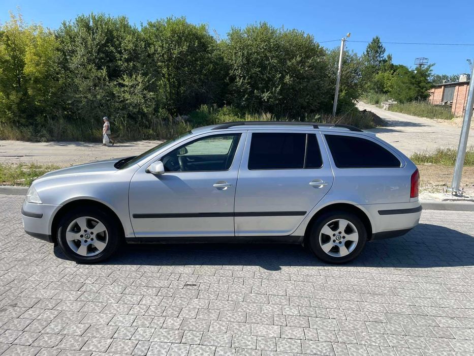 Продам Шкоду Октавія