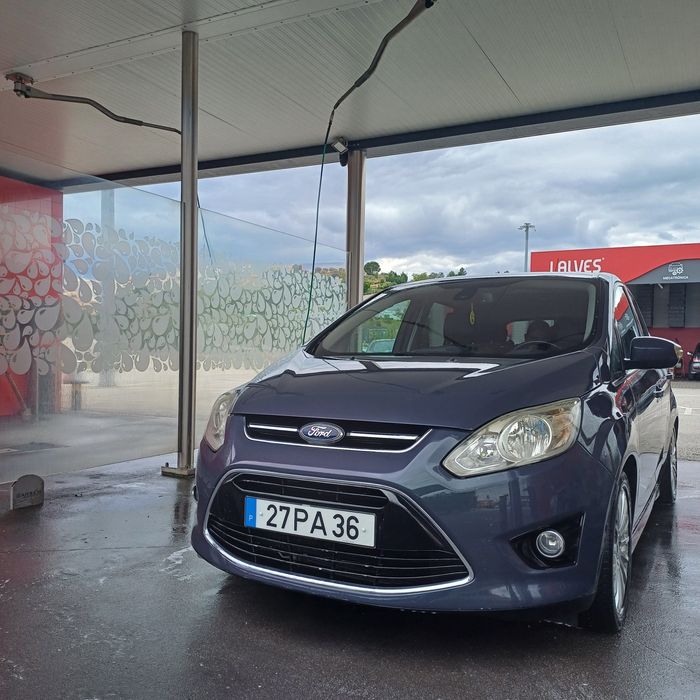 Ford cmax titanium  1.6 tdci 115 cv ano 2011  motor PSA