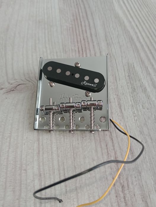 Przetworniki gitarowe,mostek,klucze komplet