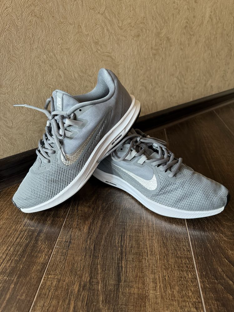 Кроссовки Nike Running оригинал 41р, кросівки Nike 41р, устілка 26,5см
