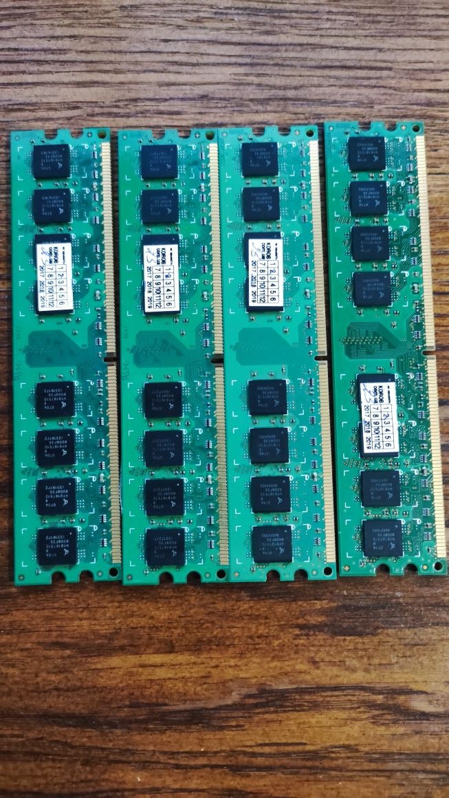 Оперативная память Qimonda DDR2 1Gb 667 Mhz 4 планки